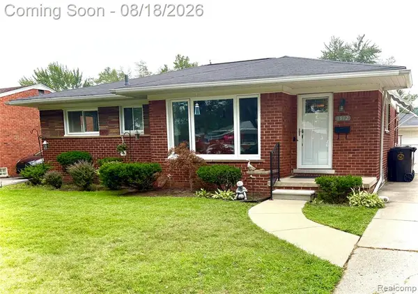 1812 E Longmeadow, Trenton, MI 48183