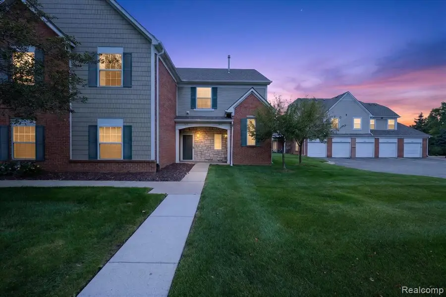 54851 Marissa Way #71, Shelby, MI 48316 - #2