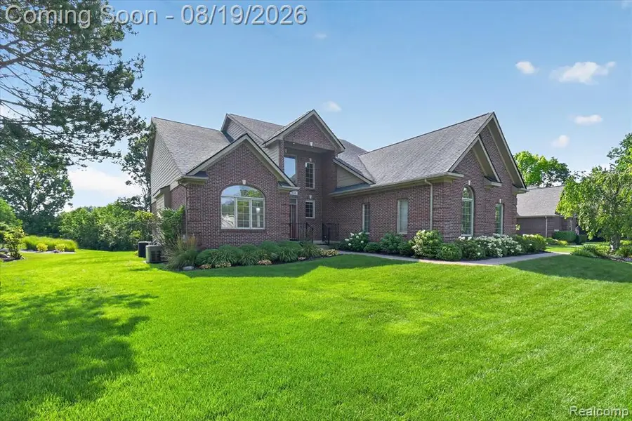 3747 Honors, Howell, MI 48843 - #2