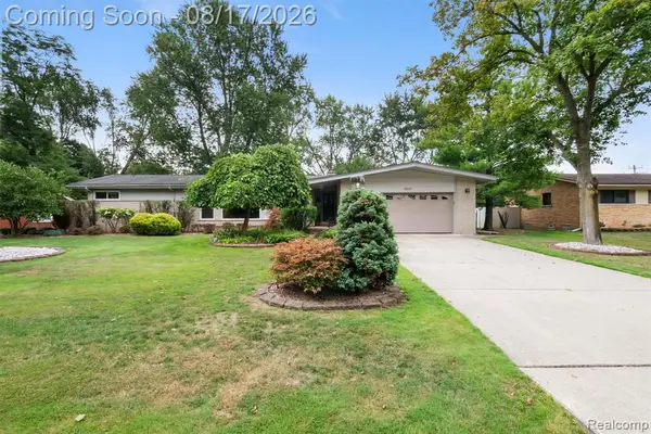 32547 Chesterbrook, Farmington Hills, MI 48334