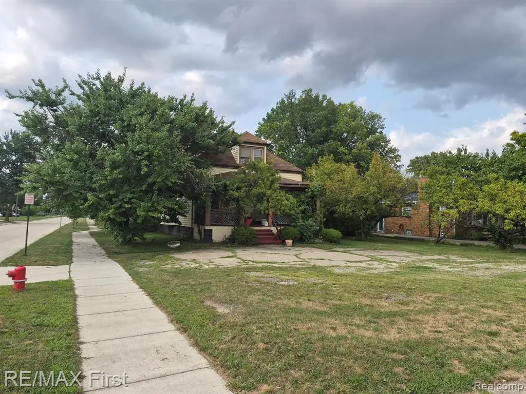 4879 E 9 Mile, Warren, MI 48091 - #1