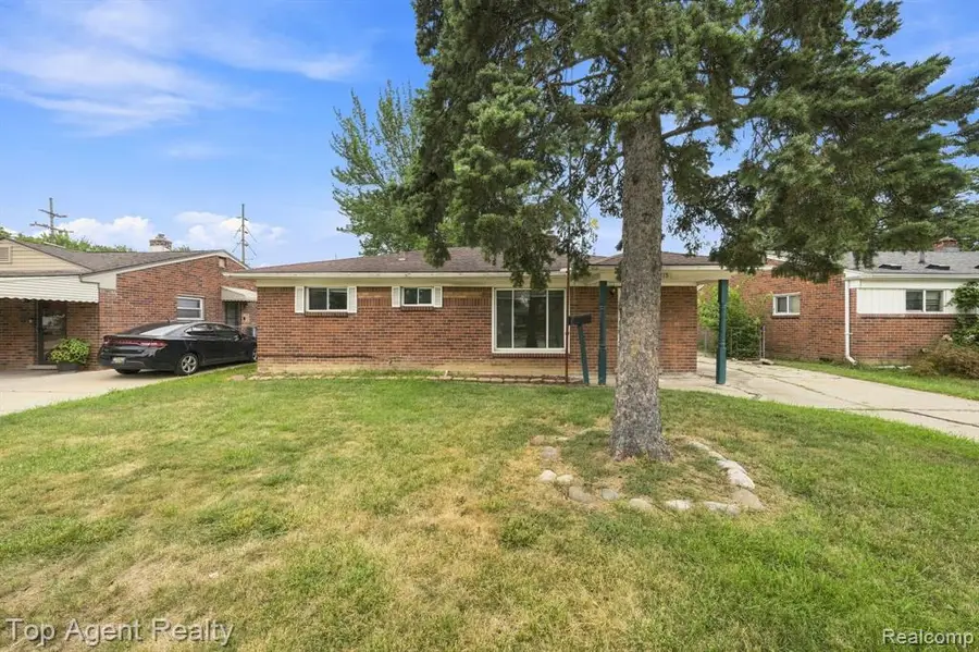 21715 Dexter, Warren, MI 48089 - #2