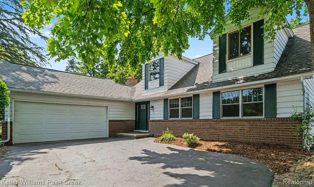 2711 Armstrong Drive, Lake Orion, MI 48360 - #1