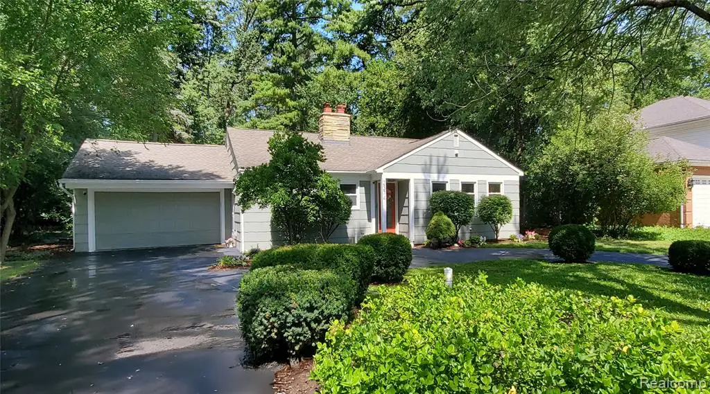 2374 Rutherford, Bloomfield Hills, MI 48302 - #1