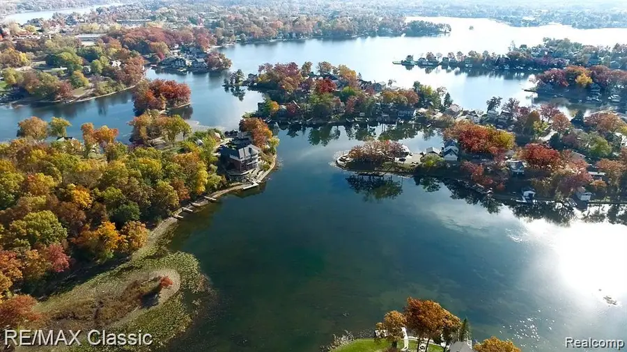 512 Fernhurst, Lake Orion, MI 48362 - #2