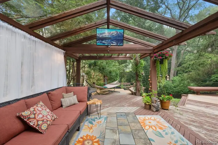 4170 Sandy, Bloomfield Hills, MI 48301 - #3