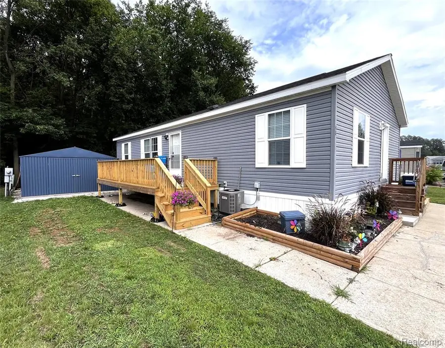 563 Allen #48, Milan, MI 48160 - #2