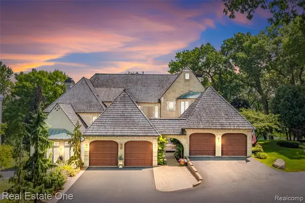 5443 Bristol Parke, Clarkston, MI 48348