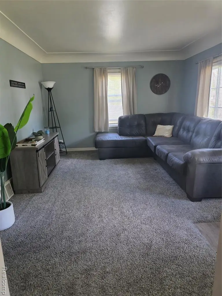 1198 Brabbs, Burton, MI 48509 - #3
