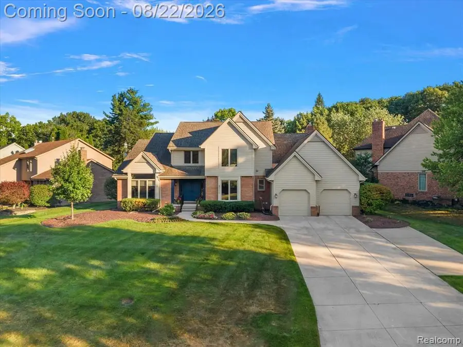 30111 White Hall, Farmington Hills, MI 48331 - #2