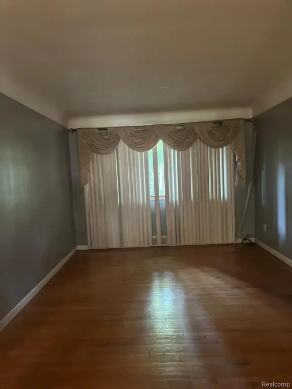 19031 Greenwald, Southfield, MI 48075 - #2