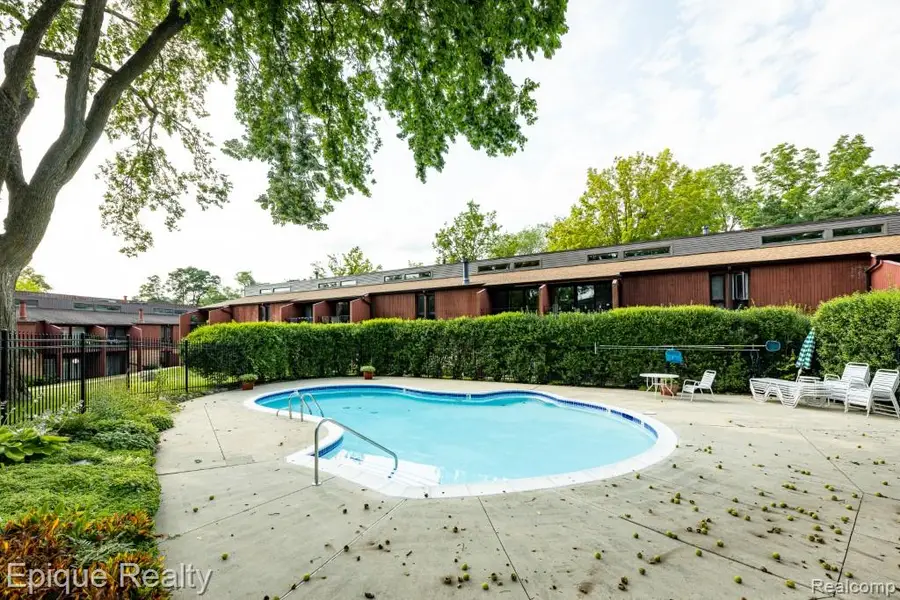 1803 Independence, Ann Arbor, MI 48104 - #3