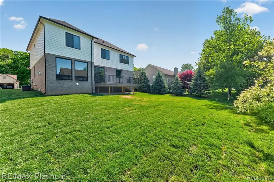0002 Key West, Lake Orion, MI 48360 - #3