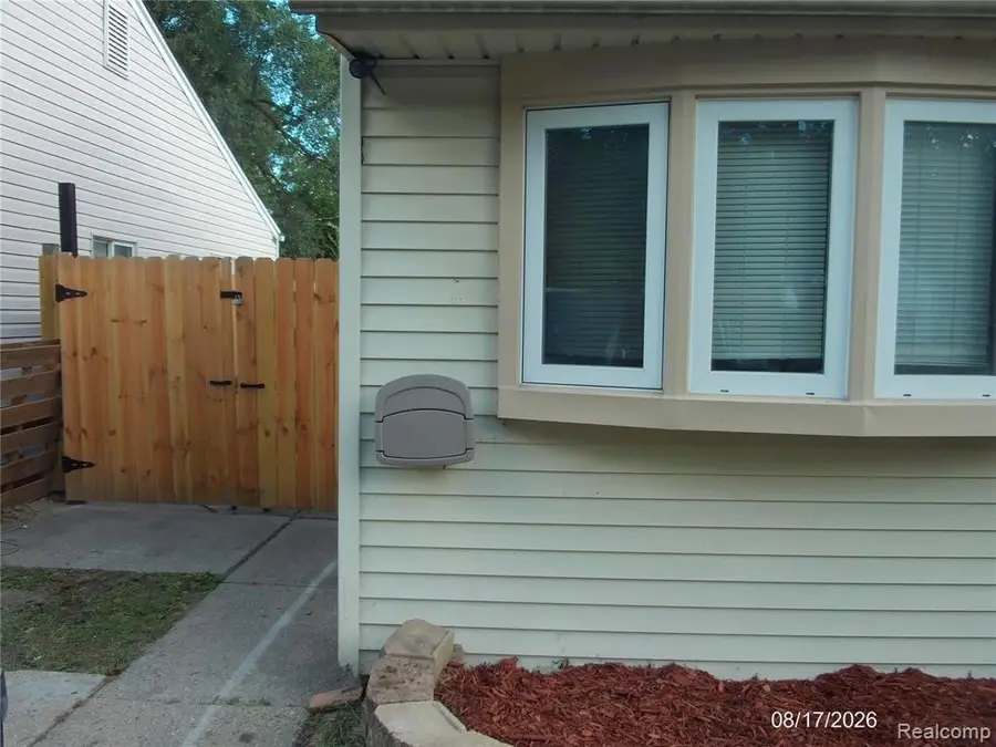 26445 Colgate, Inkster, MI 48141 - #2