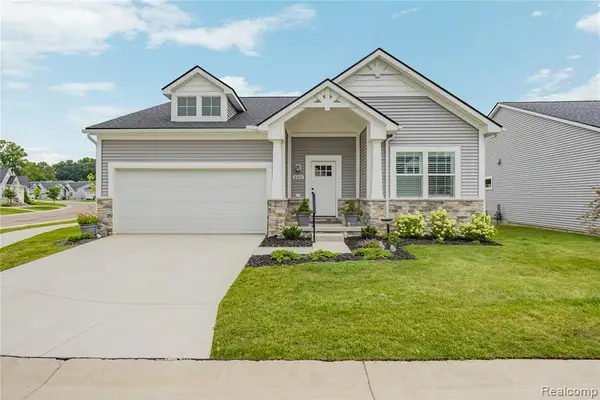 660 Bristol, Chelsea, MI 48118