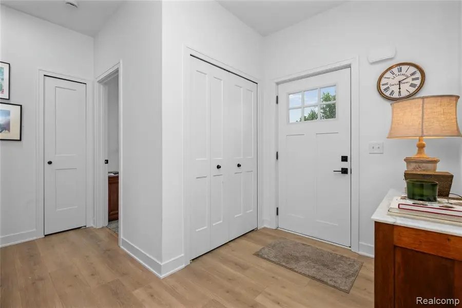 660 Bristol, Chelsea, MI 48118 - #3