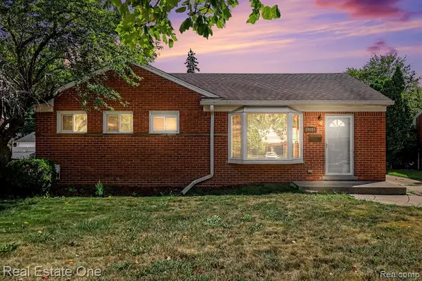 29025 W Chicago, Livonia, MI 48150