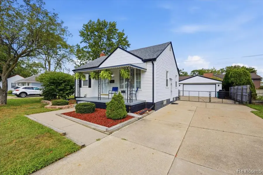 5844 Arcola, Garden City, MI 48135 - #3
