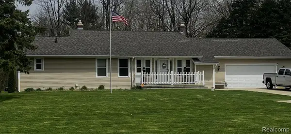 3015 3 Mile, Grand Rapids, MI 49525