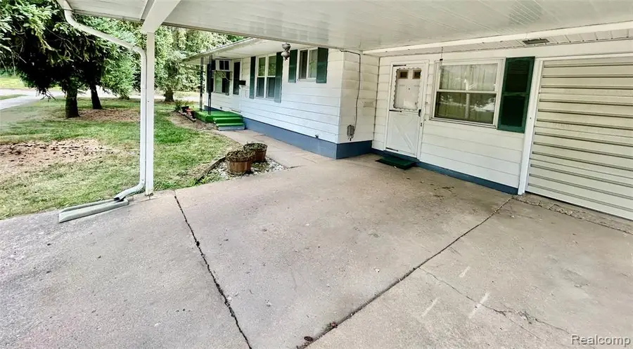 1005 N Jackson, Lapeer, MI 48446 - #3