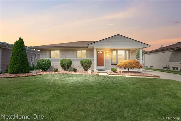 18747 Rosegarden, Roseville, MI 48066