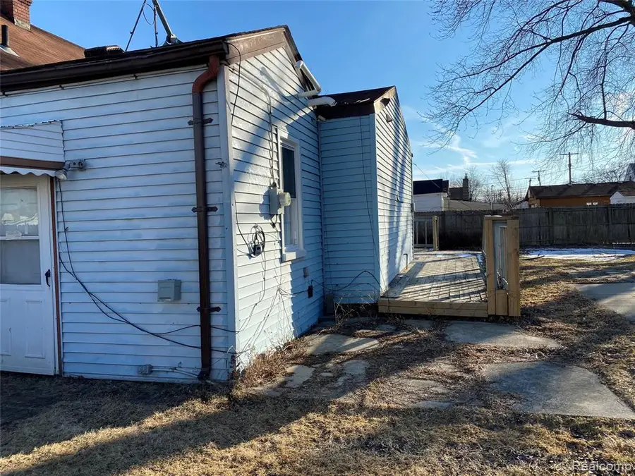 18706 Meier, Roseville, MI 48066 - #3