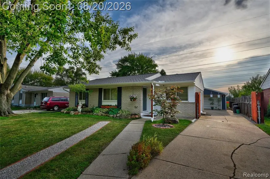 10880 Jackson, Belleville, MI 48111 - #2