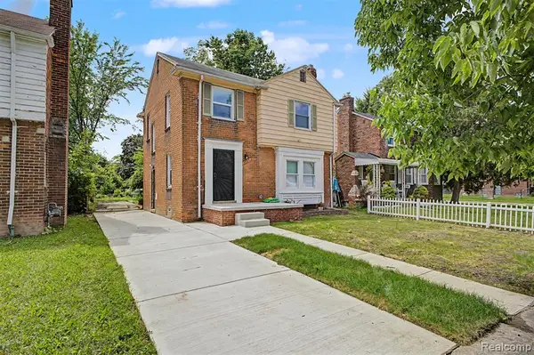 9263 Rosemont St, Detroit, MI 48228
