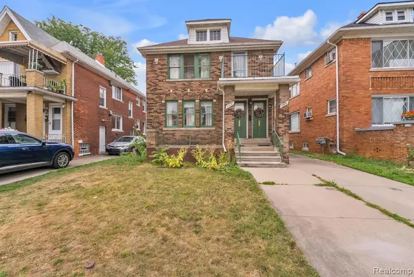 7313 Emanon, Dearborn, MI 48126