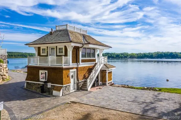 14620 Edgewater, Gregory, MI 48137