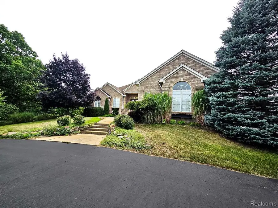 9360 Oakmont, Clarkston, MI 48348 - #3