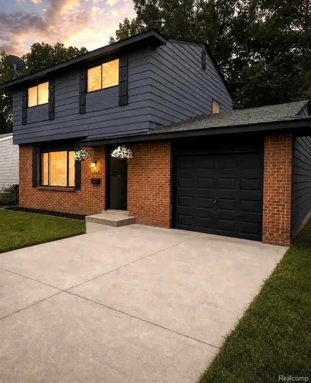 5901 Western, Flint, MI 48506 - #1