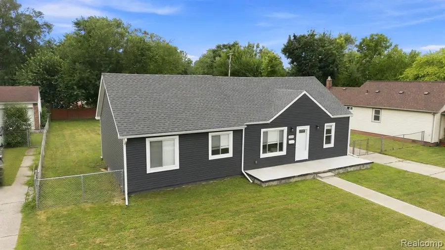 25511 Dartmouth, Dearborn Heights, MI 48125 - #3