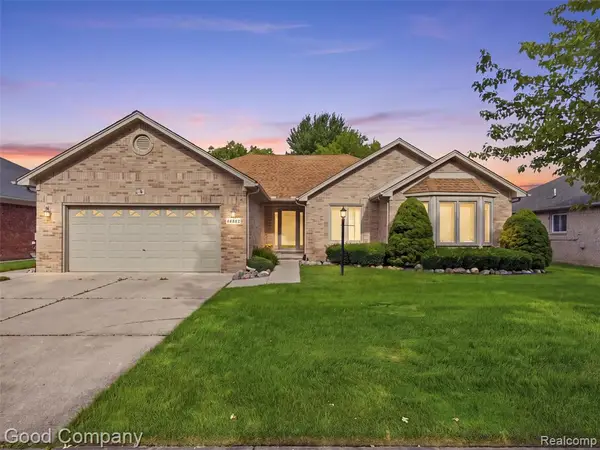 48582 Penrose, Macomb, MI 48044