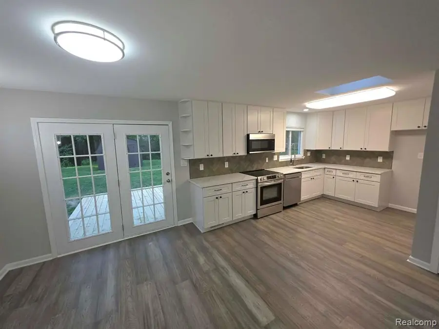 2564 Mueller, Orion, MI 48359 - #3