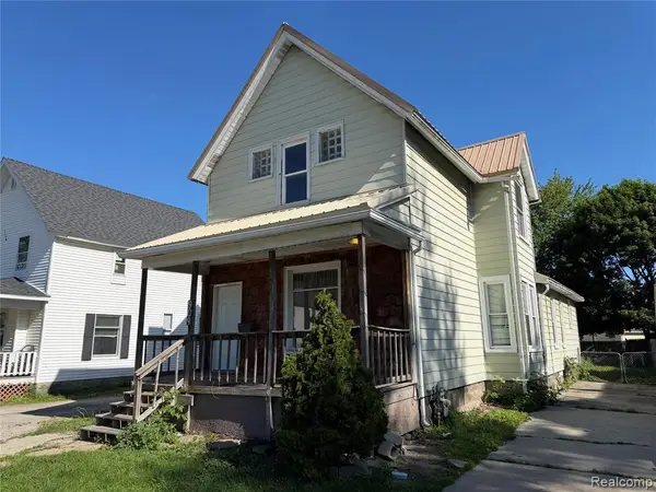 909 Pine, Port Huron, MI 48060