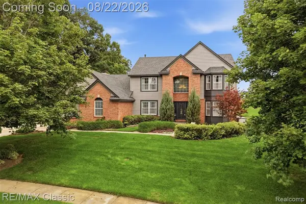 2333 Sandlewood, White Lake, MI 48383