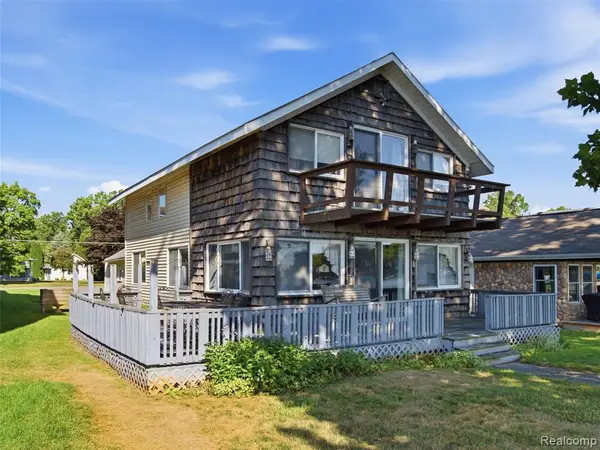 12029 Torrey, Fenton, MI 48430