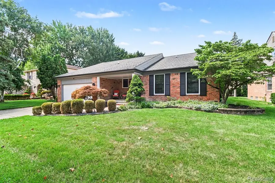 5309 Orchard Crest, Troy, MI 48085 - #3