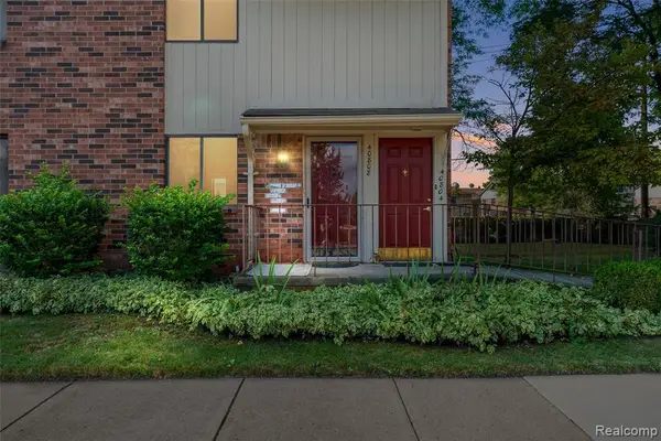 40808 Highpointe, Clinton Township, MI 48038