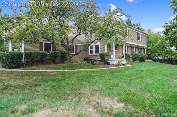 385 Neptune, Walled Lake, MI 48390