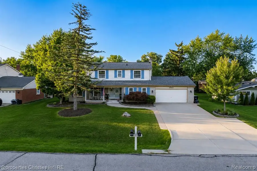29042 Raleigh, Farmington Hills, MI 48336 - #2