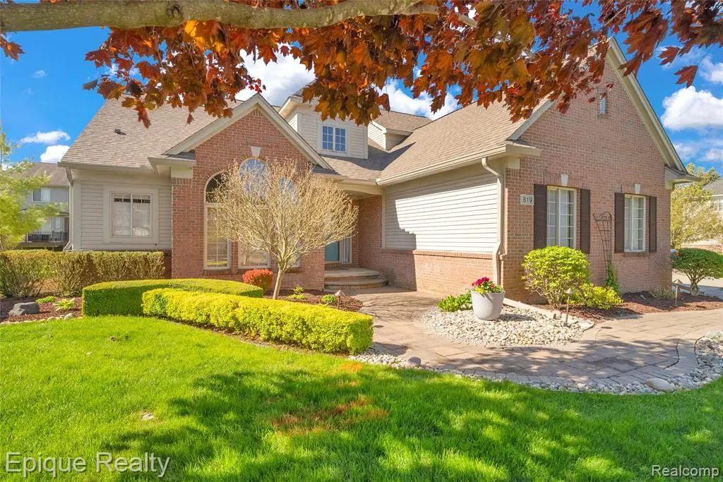 819 Pineridge, Oxford, MI 48371 - #1