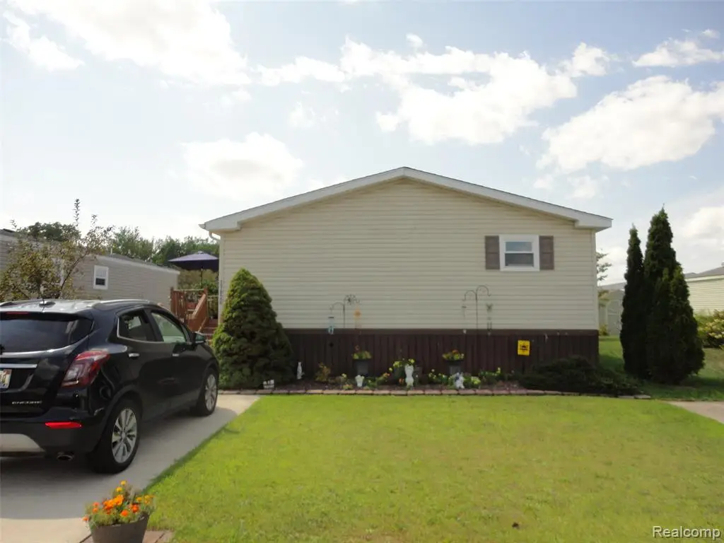 17826 Dennis, Romulus, MI 48174 - #1