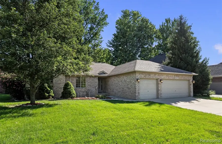 21527 Tangel, Macomb, MI 48044 - #3