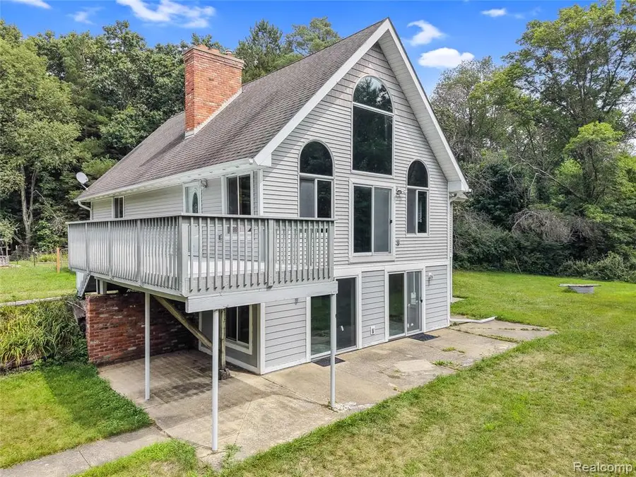 8484 Eaton, Davisburg, MI 48350 - #2