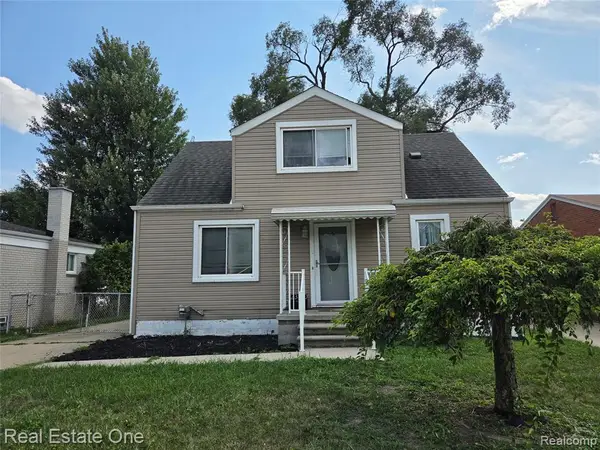 23140 Socia, Saint Clair Shores, MI 48082