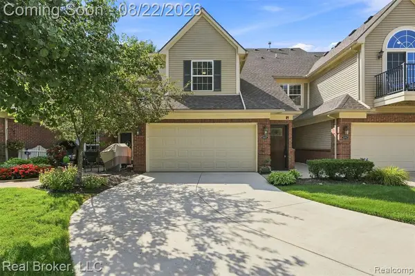 55407 Ambassador, Shelby Twp, MI 48316