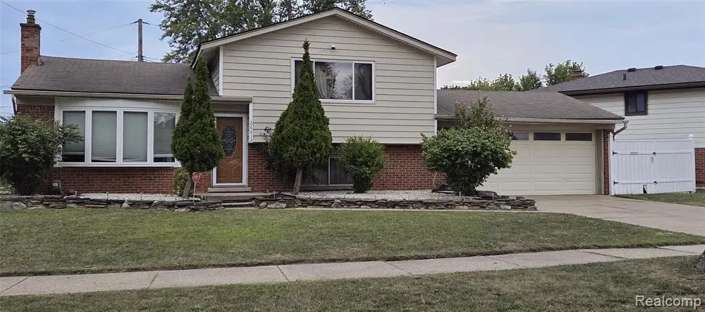 26612 Karen, Warren, MI 48091 - #1