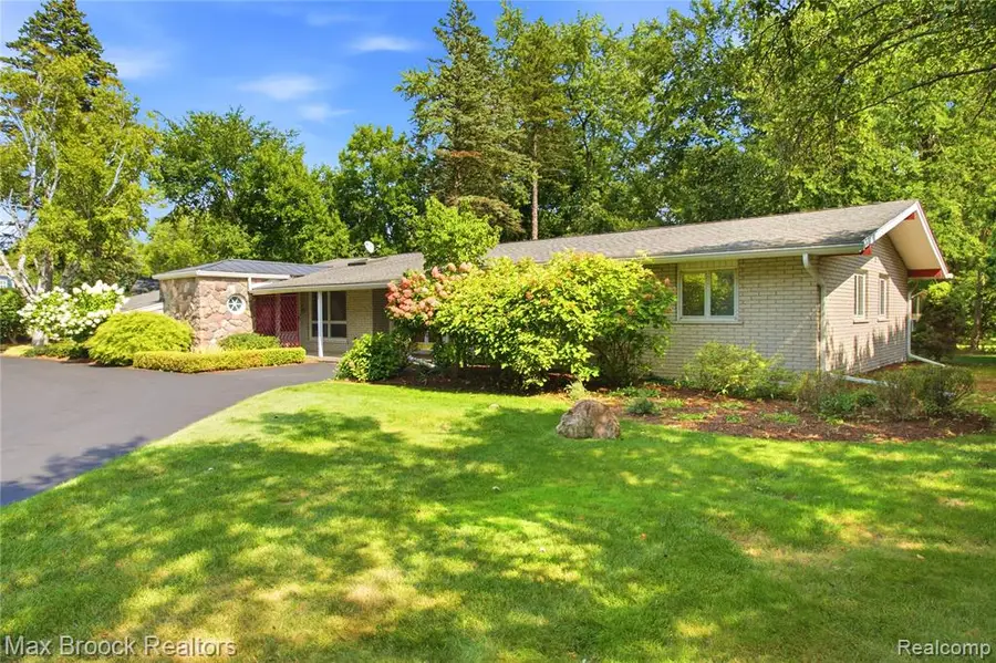 3159 Middlebury, Bloomfield Hills, MI 48301 - #3